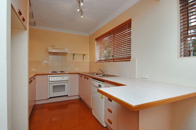 16 Ada Street, TARINGA QLD 4068, Taringa - Thumbnail 4