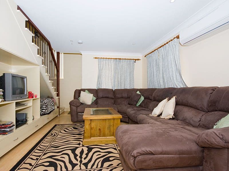 11 Royal Street, PADDINGTON QLD 4064, Paddington - Thumbnail 2