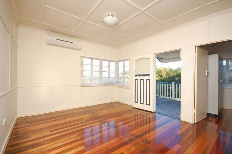 16 Ferricks Street, Stafford QLD 4053, Stafford - Thumbnail 2
