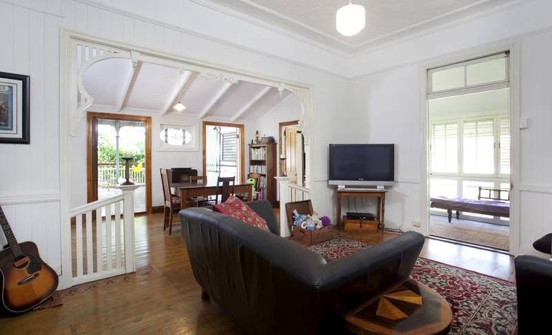 52 Rawnsley Street, DUTTON PARK QLD 4102, Dutton Park - Thumbnail 3