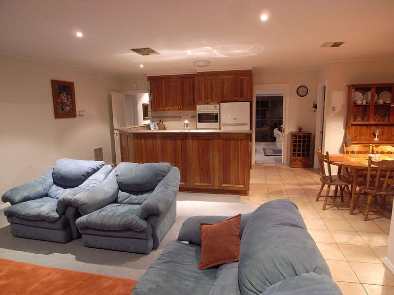 9 Omeo Court, KIALLA VIC 3631, Kialla - Thumbnail 3