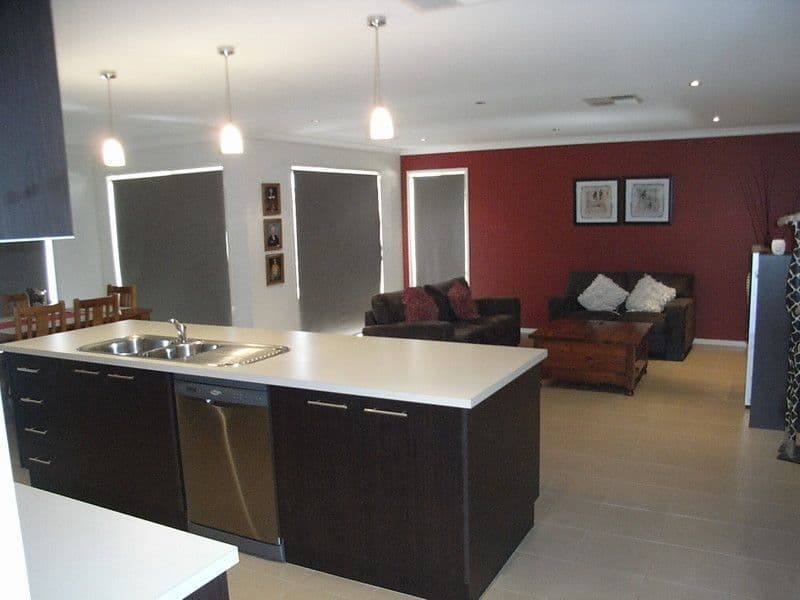 8 Elm Street, ECHUCA VIC 3564, Echuca - Thumbnail 6