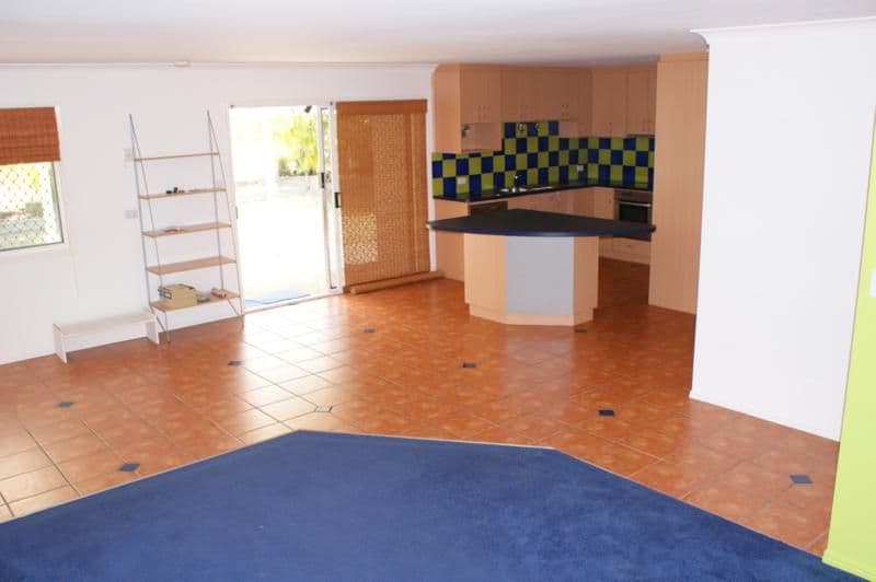 16  Haylett Rise, REGENTS PARK QLD 4118, Regents Park - Thumbnail 4