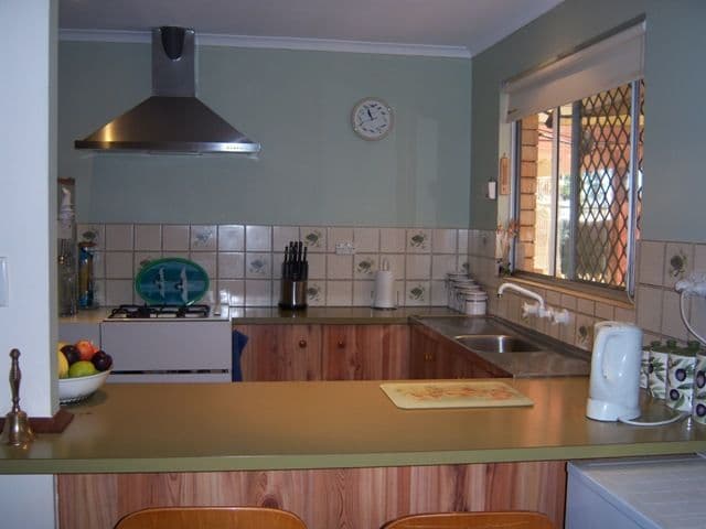5 Sanday Court, SPALDING WA 6530, Spalding - Thumbnail 5