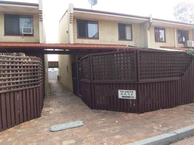 33 Farina Drive, YOKINE WA 6060, Yokine - Thumbnail 2