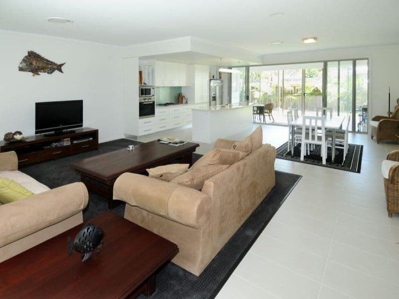 8 Coquette Close, YAMBA NSW 2464, Yamba - Thumbnail 2