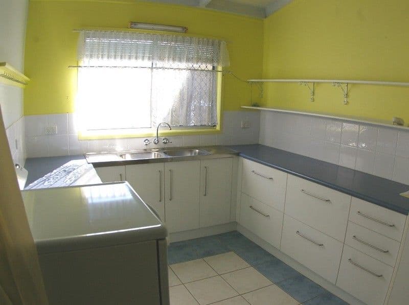 2 Dolphin Street, DECEPTION BAY QLD 4508, Deception Bay - Thumbnail 4