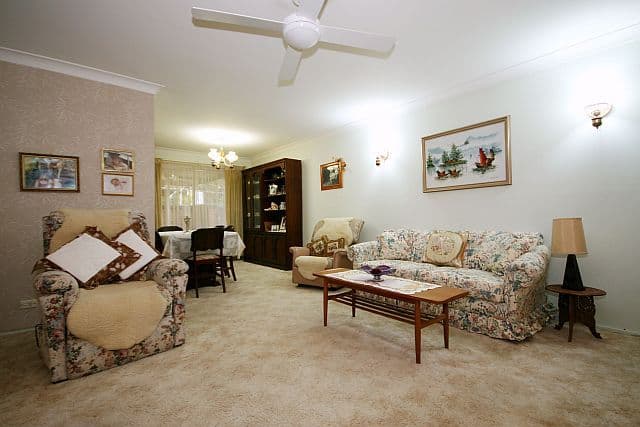 3 Bligh Close, GEORGES HALL NSW 2198, Georges Hall - Thumbnail 2