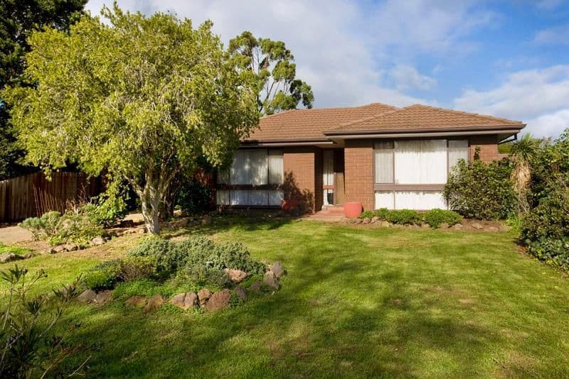 10 Cromwell Drive, LARA VIC 3212, Lara - Image 1