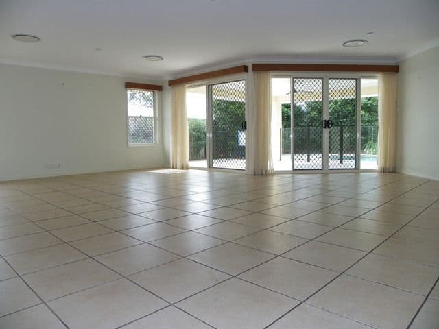 12 Baywood Court, ORMEAU QLD 4208, Ormeau - Thumbnail 3