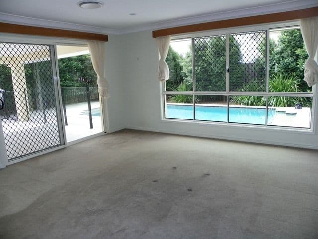 12 Baywood Court, ORMEAU QLD 4208, Ormeau - Thumbnail 4
