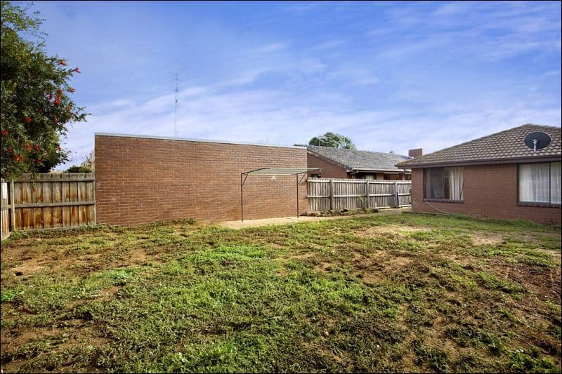 10 Cromwell Drive, LARA VIC 3212, Lara - Thumbnail 8