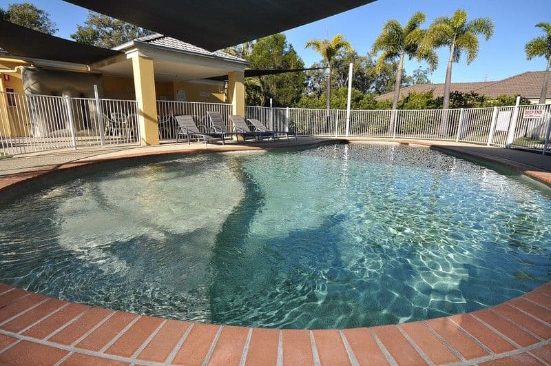 95 Arundel Drive, ARUNDEL QLD 4214, Arundel - Thumbnail 4