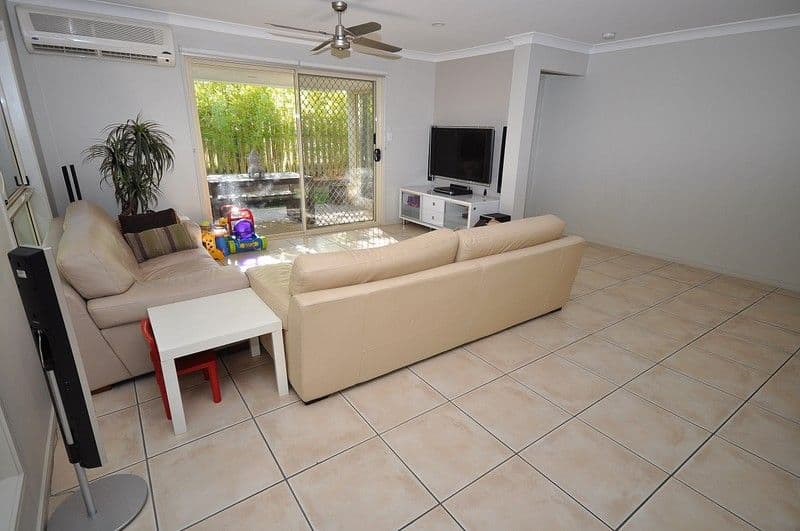95 Arundel Drive, ARUNDEL QLD 4214, Arundel - Thumbnail 7