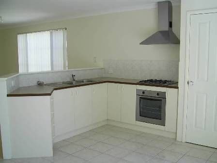 3/136 Lewington Street, ROCKINGHAM WA 6168, Rockingham - Thumbnail 2