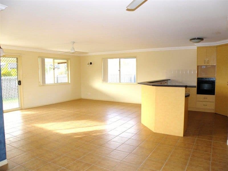 31 Heather Way, Urraween QLD 4655, Urraween - Thumbnail 8