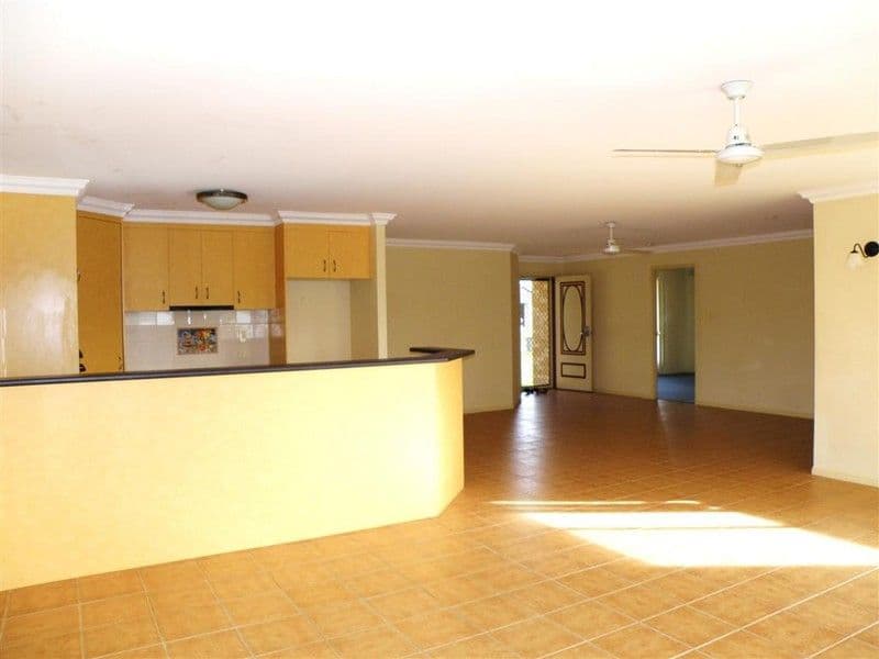 31 Heather Way, Urraween QLD 4655, Urraween - Image 1
