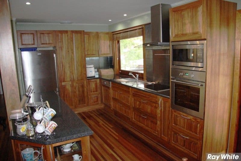 11 Hovea Street, EVERTON HILLS QLD 4053, Everton Hills - Thumbnail 3