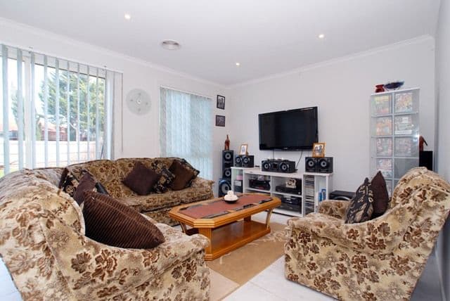 48 Wentworth Avenue, WYNDHAM VALE VIC 3024, Wyndham Vale - Thumbnail 4