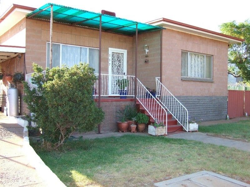 557 Sturt Street, BROKEN HILL NSW 2880, Broken Hill - Image 1