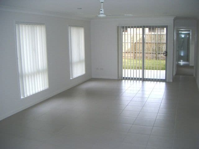 6 Mansell Street, CALOUNDRA QLD 4551, Caloundra - Thumbnail 4