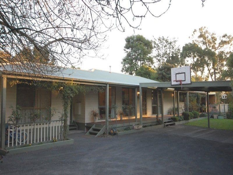 18A Irvine Street, MOUNT EVELYN VIC 3796, Mount Evelyn - Thumbnail 2