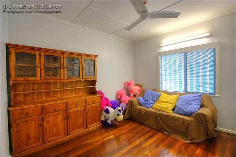 15 Larsen Street, LEICHHARDT QLD 4305, Leichhardt - Thumbnail 4