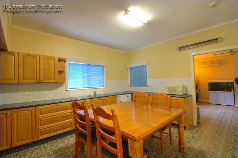 15 Larsen Street, LEICHHARDT QLD 4305, Leichhardt - Thumbnail 2