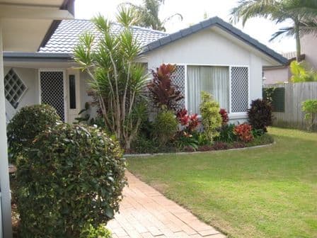 95 Limetree Parade, RUNAWAY BAY QLD 4216, Runaway Bay - Thumbnail 2