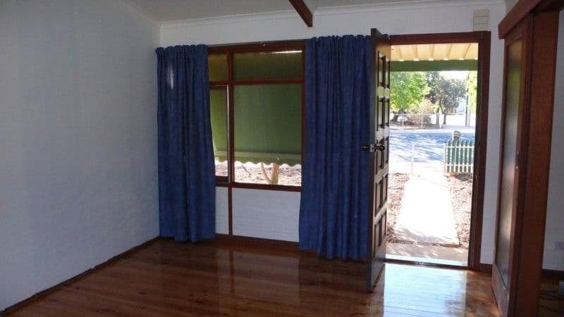 28 Miller Street, WAIKERIE SA 5330, Waikerie - Thumbnail 4