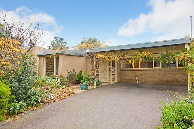 14 Midway Street, MOUNT WAVERLEY VIC 3149, Mount Waverley - Thumbnail 2