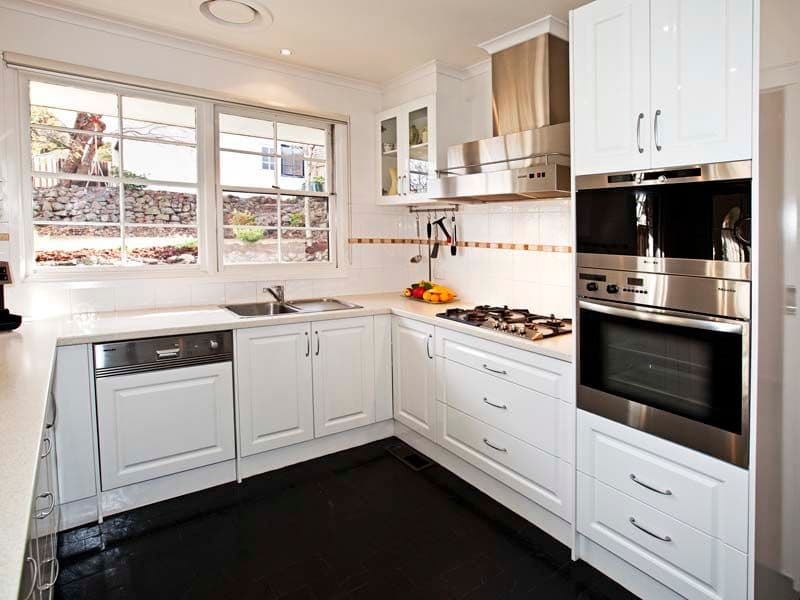 24 Shoubra Drive, HIGHTON VIC 3216, Highton - Thumbnail 5