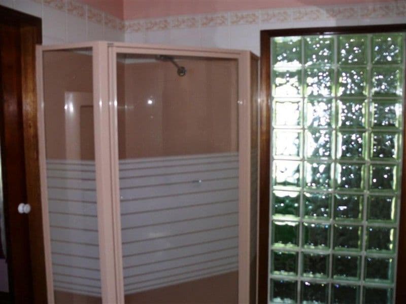207 Torquay Terrace, TORQUAY QLD 4655, Torquay - Thumbnail 3