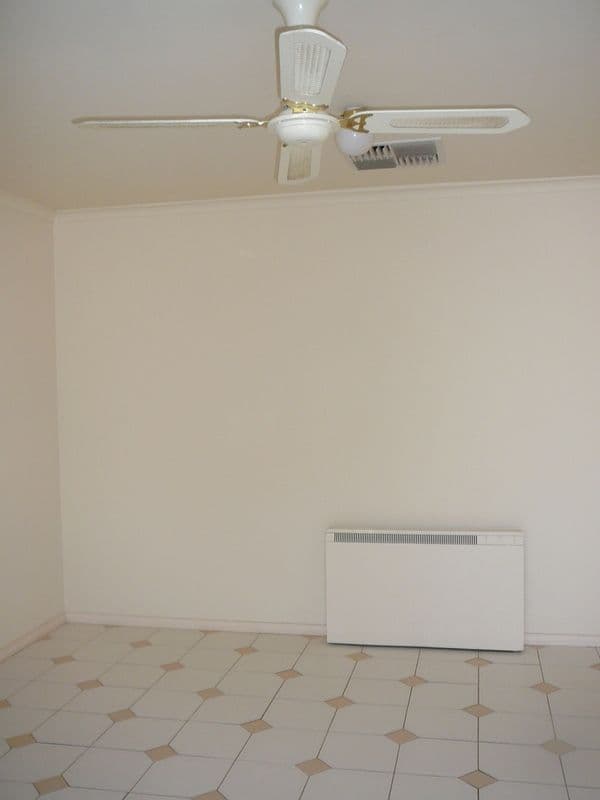 Unit 2, 7 Dodd Avenue, PORT NOARLUNGA SA 5167, Port Noarlunga - Thumbnail 2