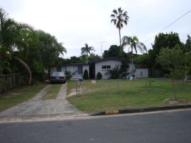 26 Boongala Road, BROADBEACH WATERS QLD 4218, Broadbeach Waters - Thumbnail 3
