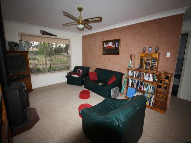 59 Pascoe Street, ROCHESTER VIC 3561, Rochester - Thumbnail 3