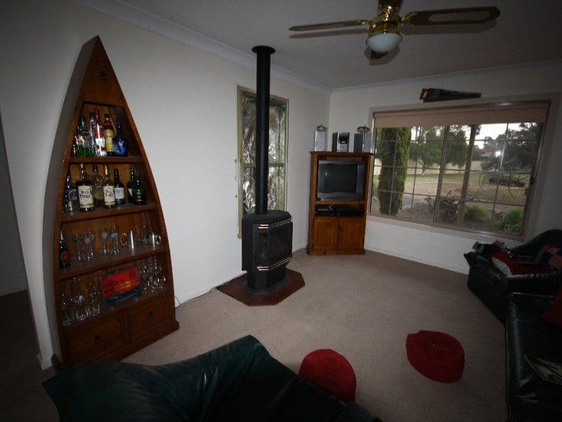 59 Pascoe Street, ROCHESTER VIC 3561, Rochester - Thumbnail 5