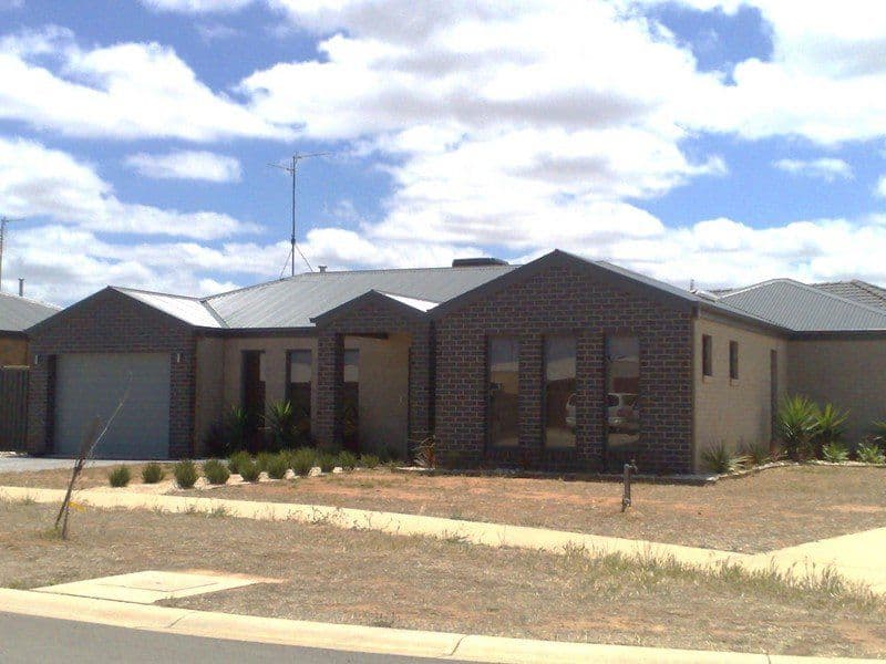 7 Hakea Street, Watsonia North, Watsonia North - Image 1