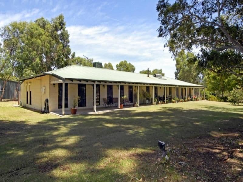 80 Crystal Brook Road, WATTLE GROVE WA 6107, Wattle Grove - Thumbnail 2