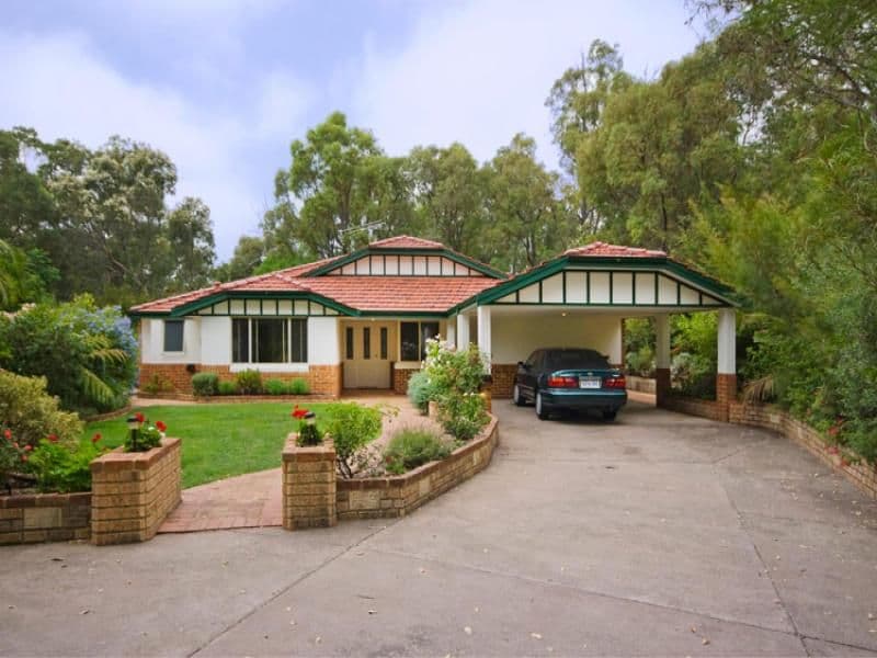 11 Schmitt Road, KALAMUNDA WA 6076, Kalamunda - Image 1