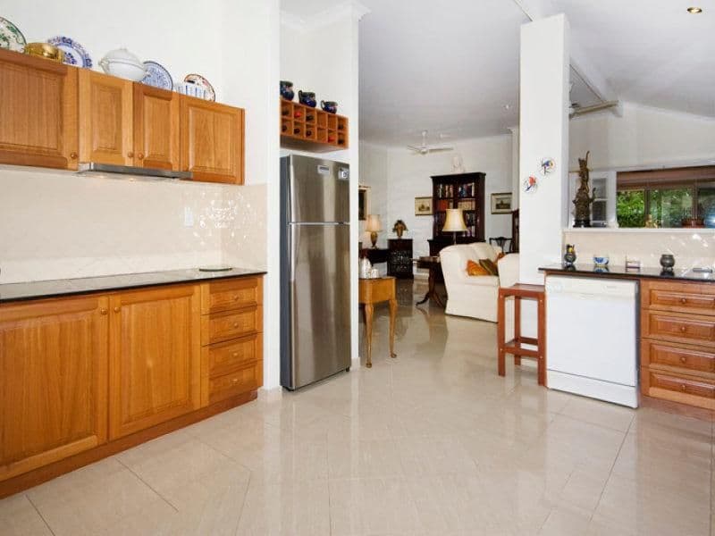 11 Schmitt Road, KALAMUNDA WA 6076, Kalamunda - Thumbnail 5