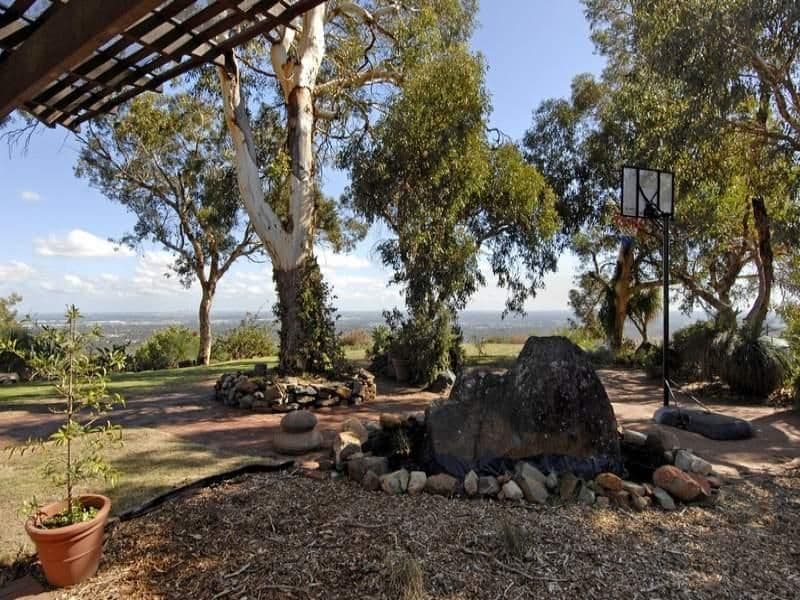 54 Kalamatta Way, Gooseberry Hill WA 6076, Gooseberry Hill - Thumbnail 5