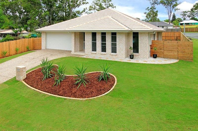 1 Frangipani Street, BRIDGEMAN DOWNS QLD 4035, Bridgeman Downs - Image 1