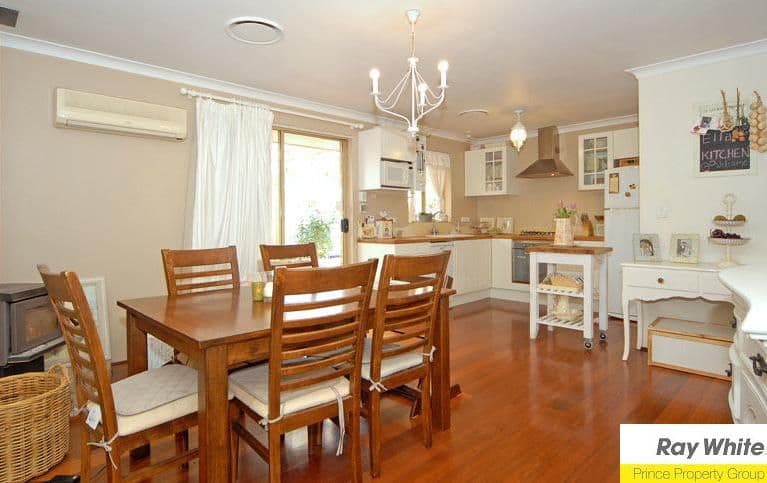 109 Bottlebrush Drive, KIARA WA 6054, Kiara - Thumbnail 5