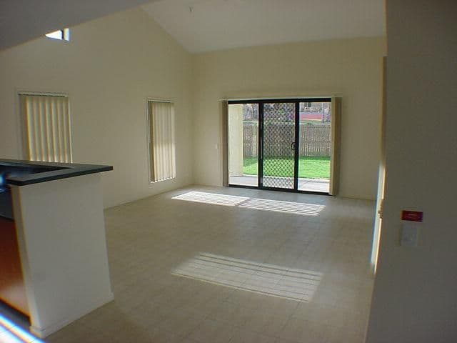 22 Emerald Place, MITCHELTON QLD 4053, Mitchelton - Thumbnail 2