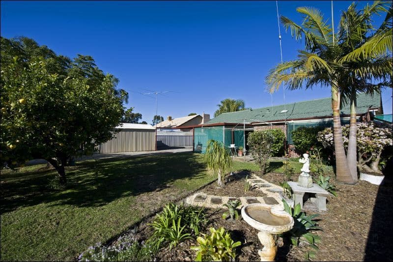 27 Oakland Avenue, CLOVERDALE WA 6105, Cloverdale - Thumbnail 7
