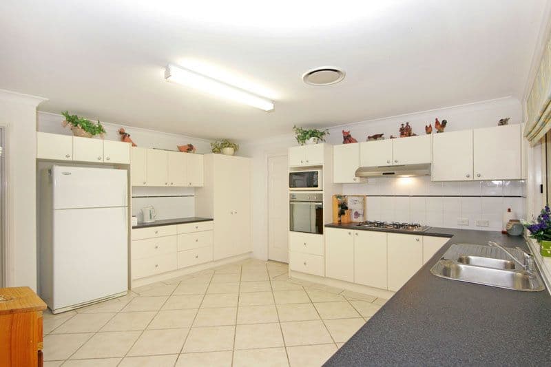 8 Blue Crane Close, Tumbi Umbi NSW 2261, Tumbi Umbi - Thumbnail 4