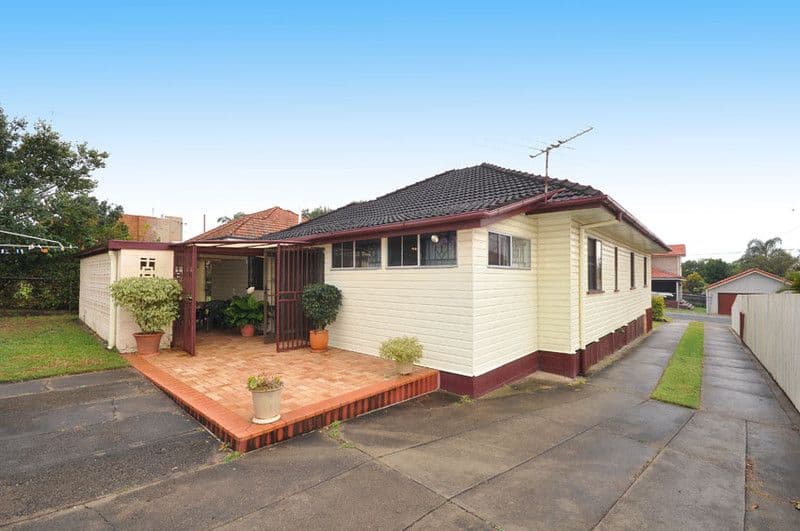24 Bohland Street, KEDRON QLD 4031, Kedron - Thumbnail 2