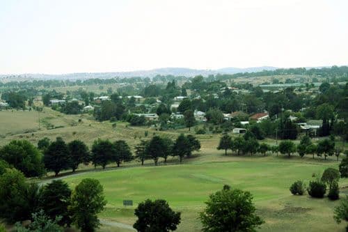 19 Irvine Drive, YASS NSW 2582, Yass - Thumbnail 3