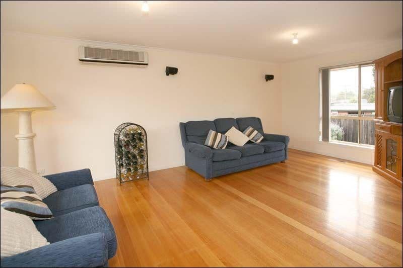 45 Seaview Crescent, MULGRAVE VIC 3170, Mulgrave - Thumbnail 4